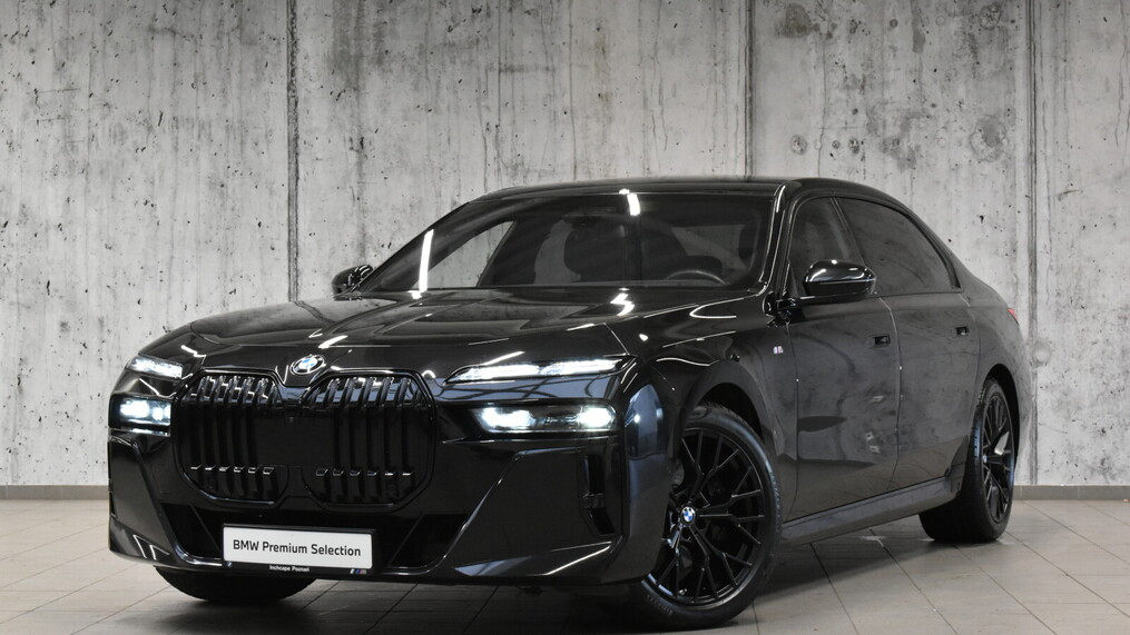 BMW Serii 7, 740