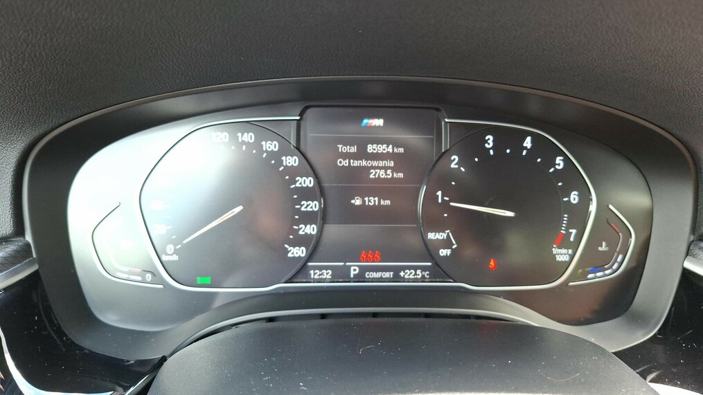 BMW Serii 5, 520