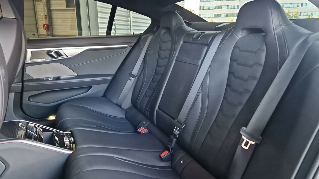 BMW Seria 8 840