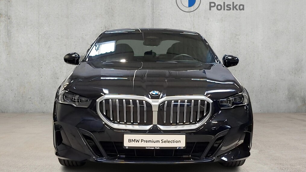 BMW Serii 5, 520