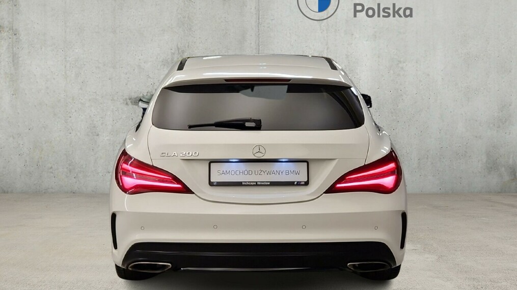 Mercedes-Benz CLA 200