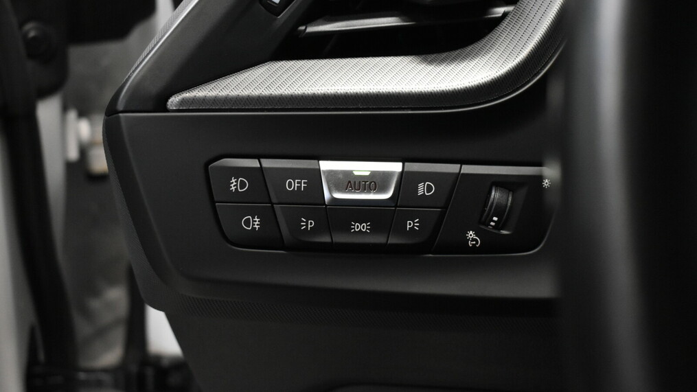BMW Seria 2 218
