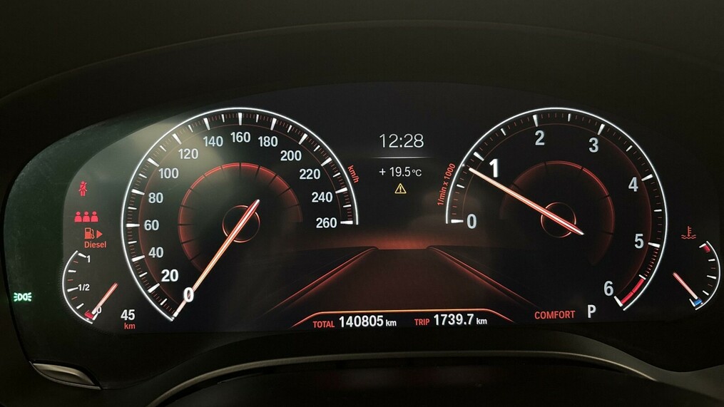 BMW Seria 5, 518