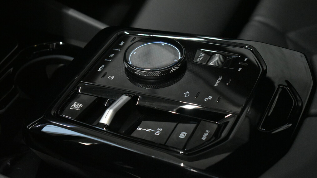 BMW Serii 5, 520