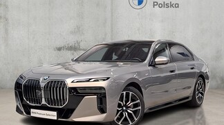 BMW Serii 7, 740