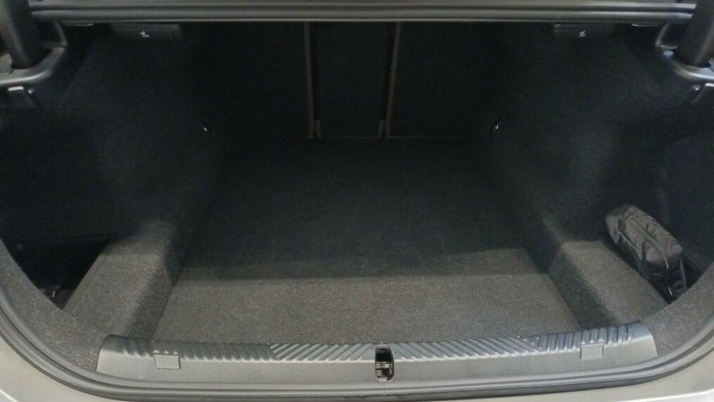 BMW Seria 5, 520