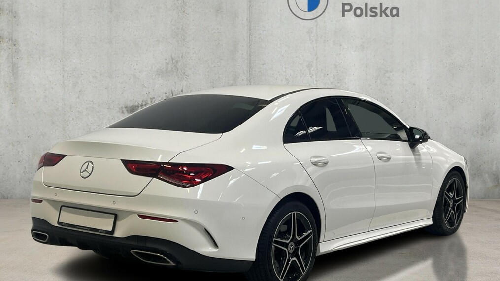 Mercedes-Benz CLA 200