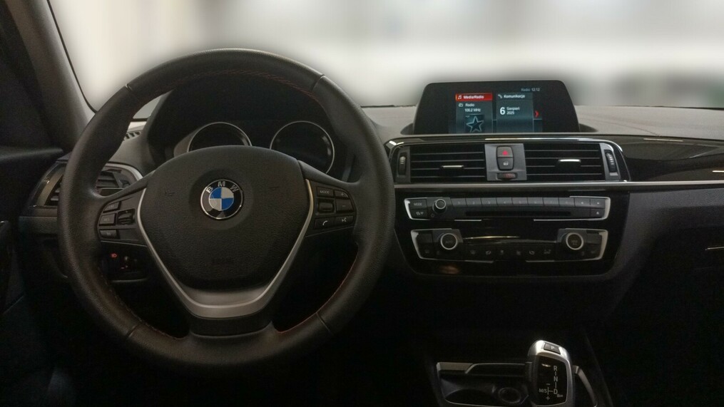 BMW Serii 1, 118
