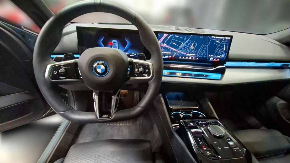 BMW Serii 5, 550