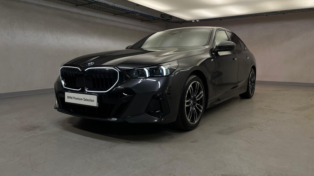 BMW Serii 5, 540