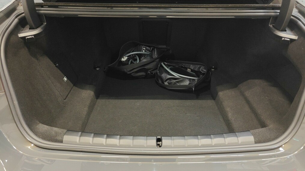 BMW Seria 7, 760