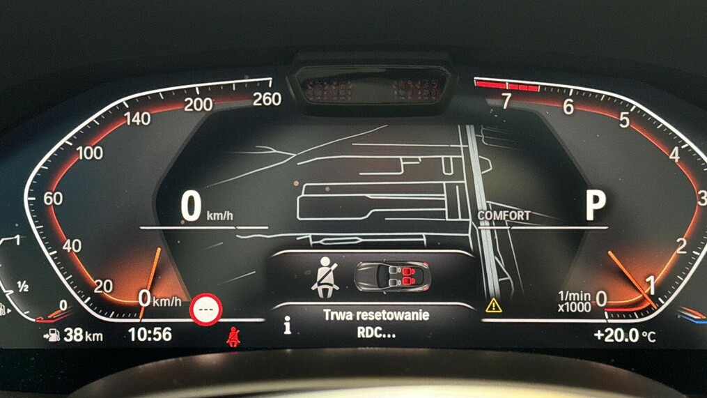 BMW Serii 8, 840