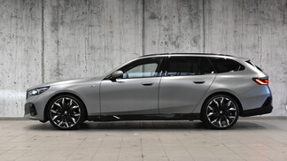 BMW Serii 5, 520