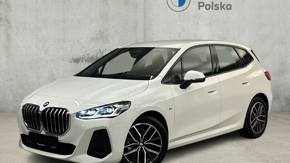 BMW Serii 2, 218