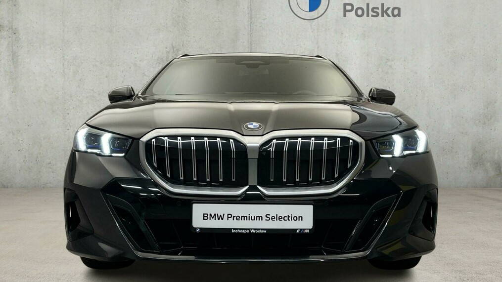 BMW Serii 5, 520