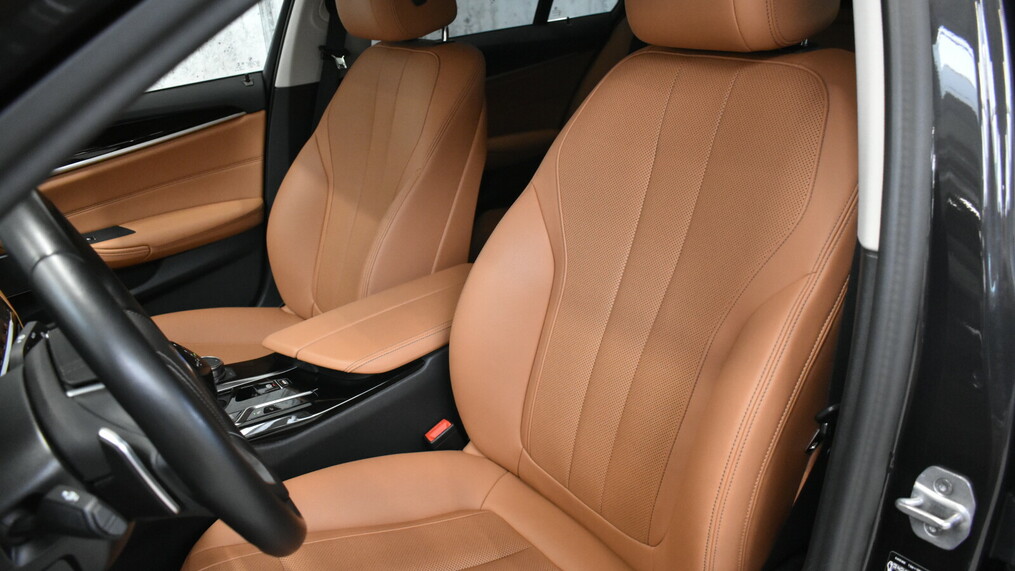 BMW Serii 5, 518