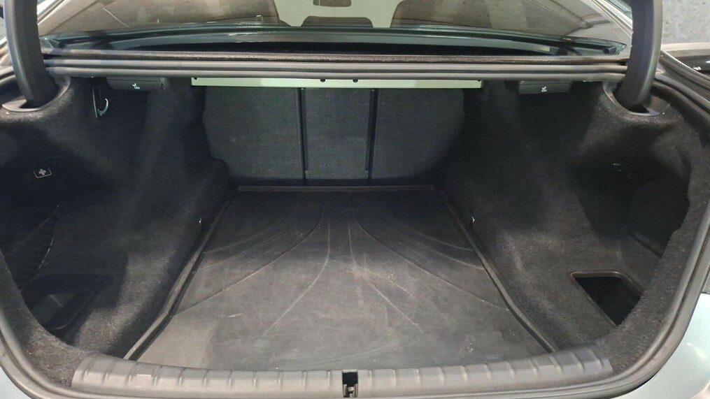 BMW Serii 5, 530