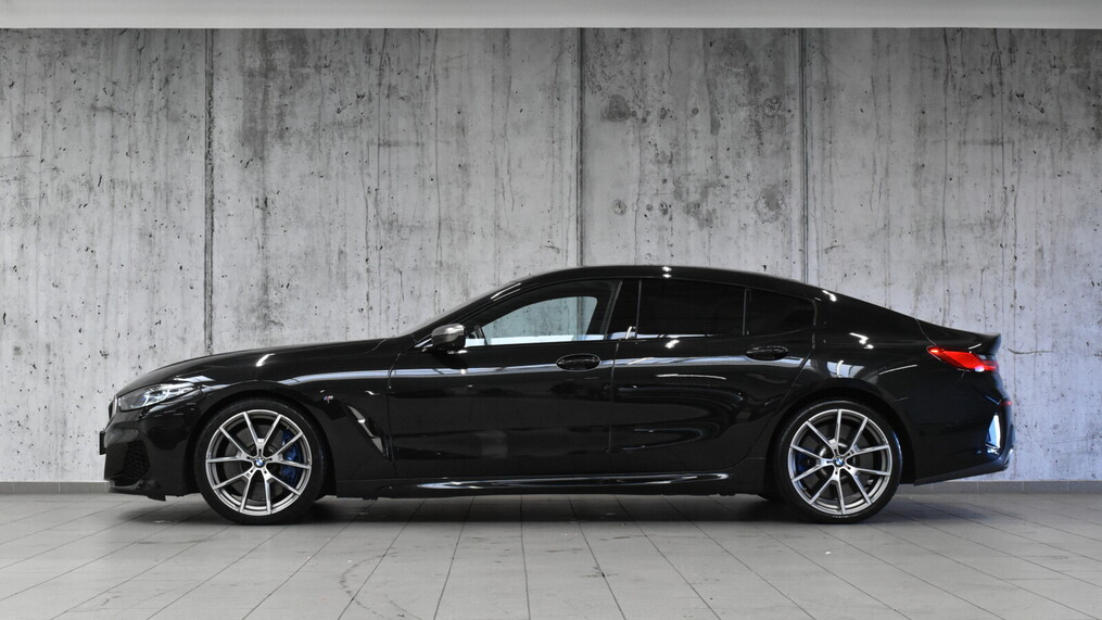 BMW Serii 8, 850