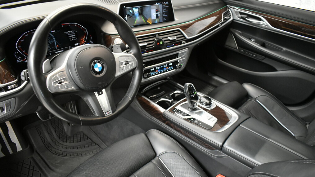 BMW Seria 7 750