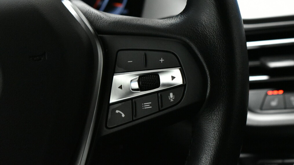 BMW Seria 2 218