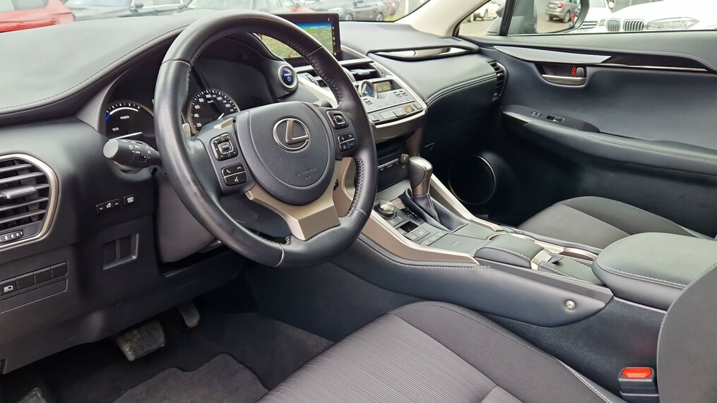 Lexus NX 300H