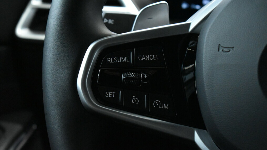 BMW Seria 3, 320