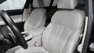 BMW Seria 7, 750
