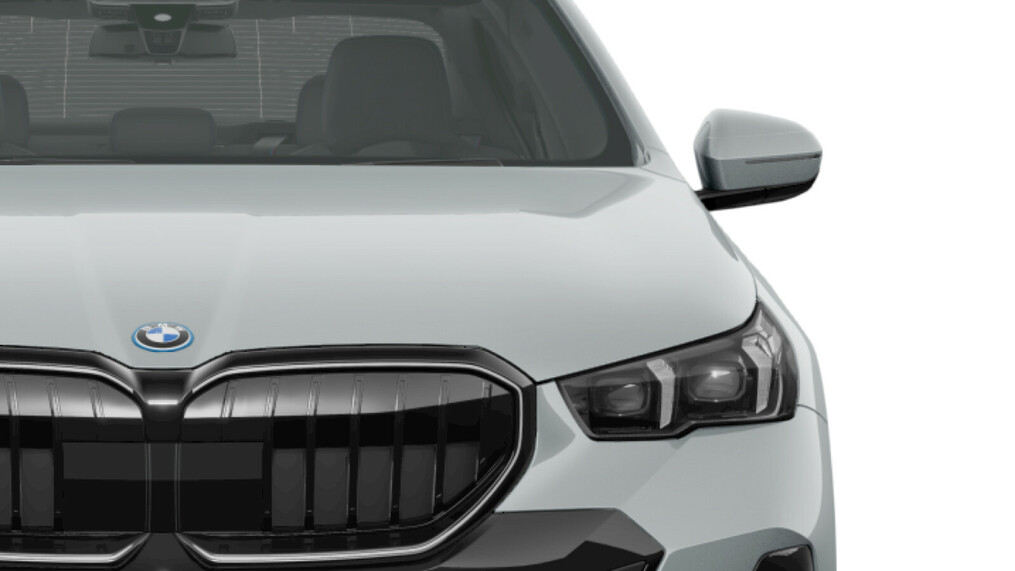 BMW Serii 5, 530