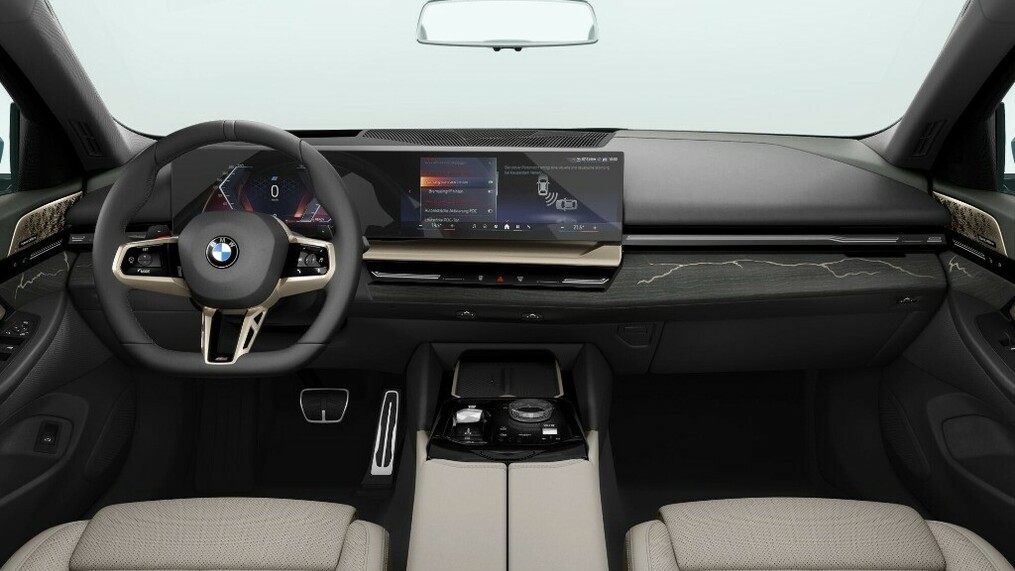 BMW Serii 5, 520