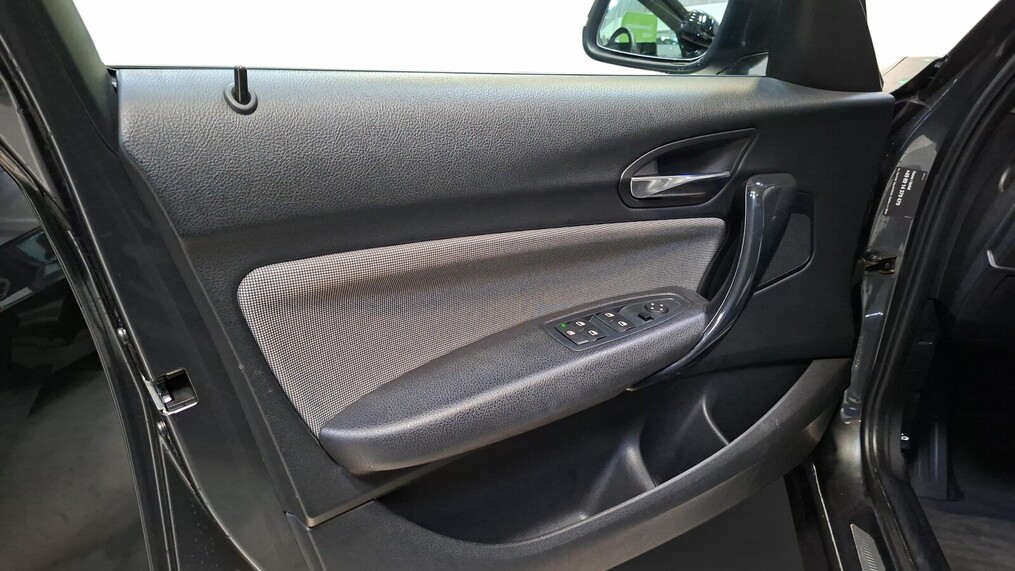 BMW Serii 1, 116