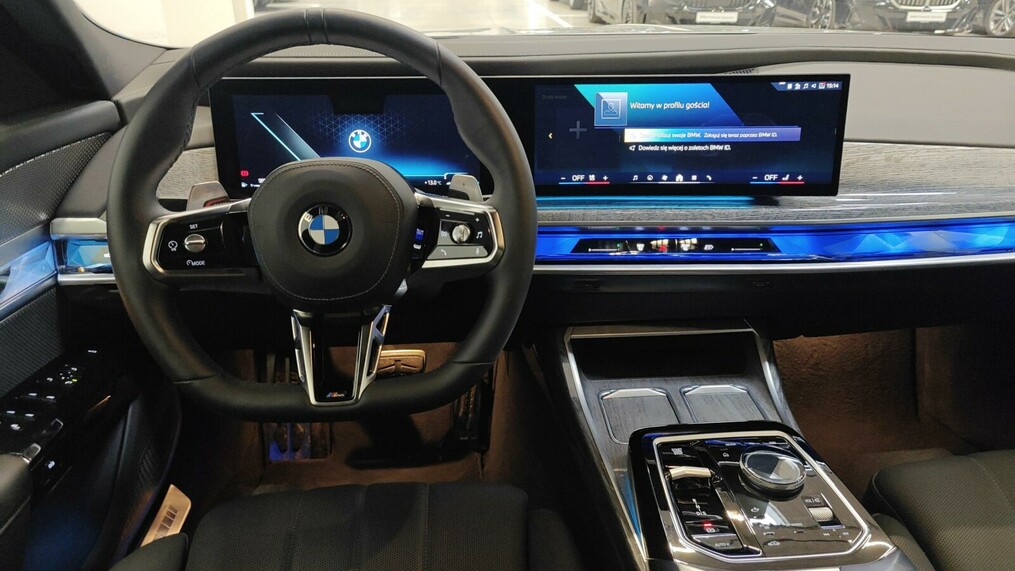 BMW Seria 7 740