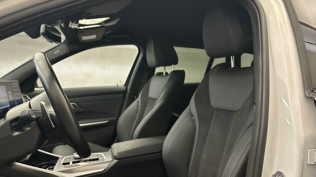BMW Serii 3, 320