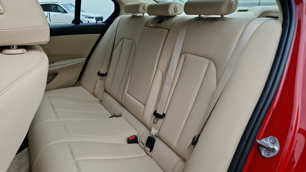BMW Seria 3 318