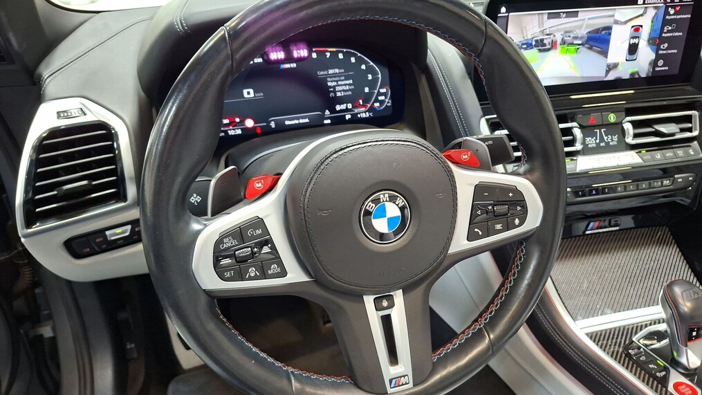 BMW M8