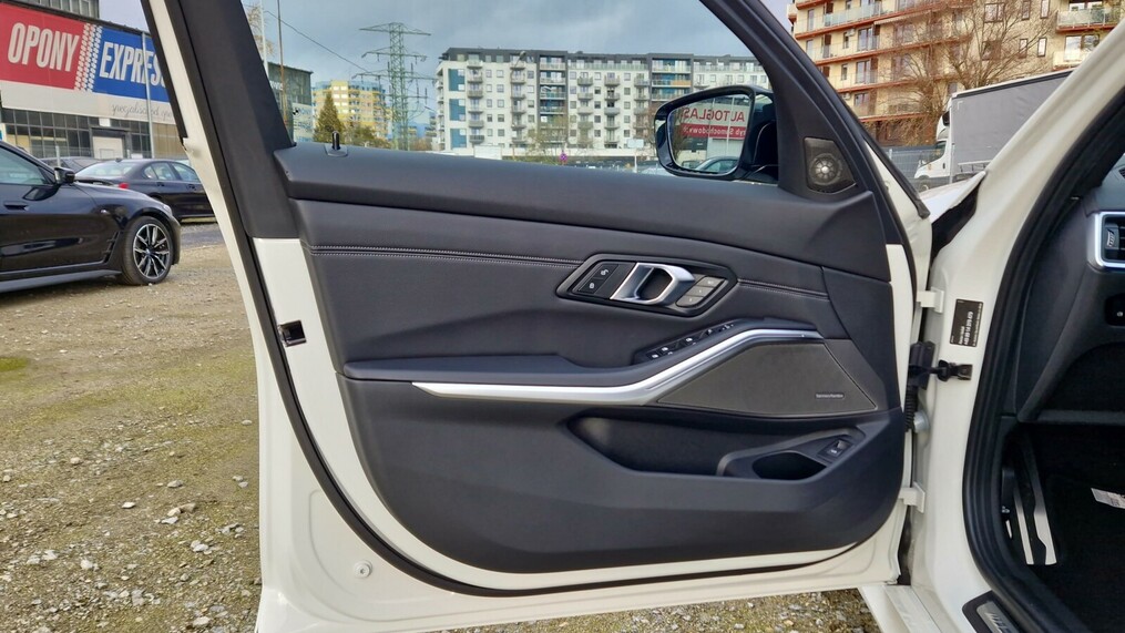 BMW Seria 3 340