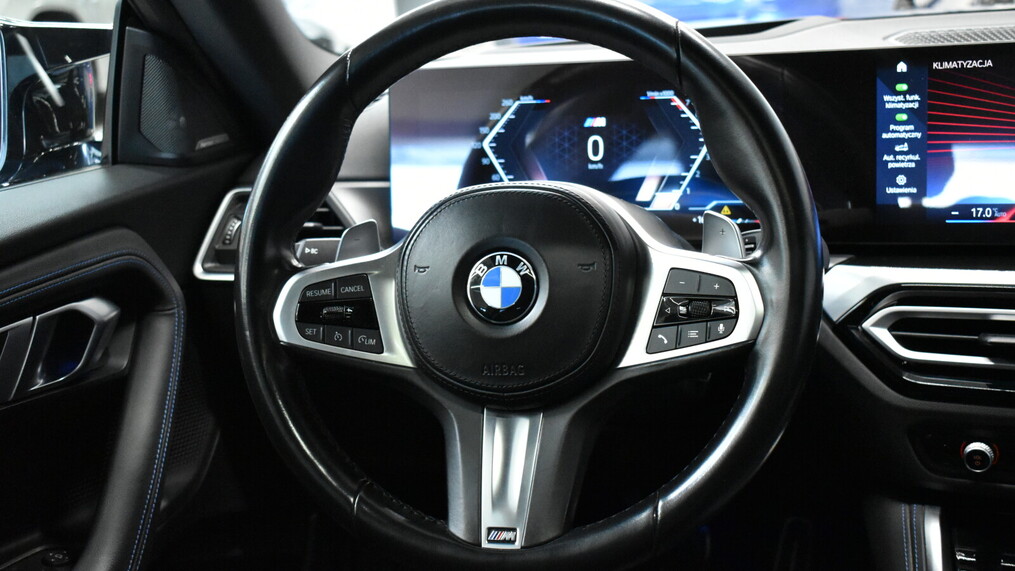 BMW Serii 2, 240