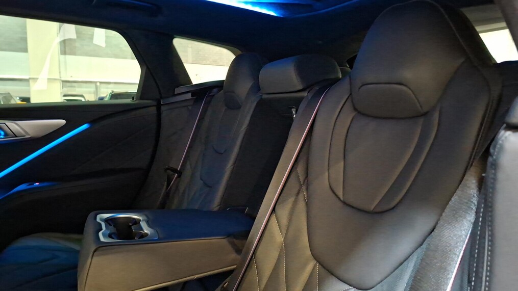 BMW XM