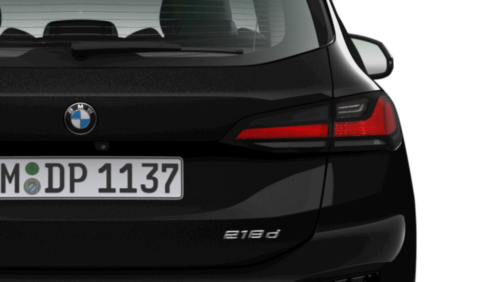 BMW Serii 2, 218