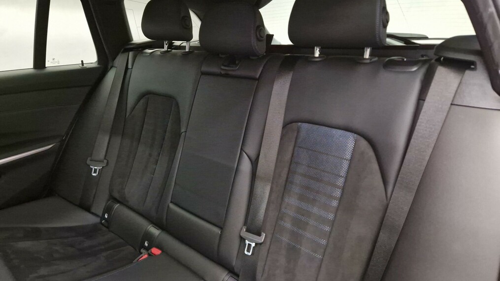 BMW Seria 3 330