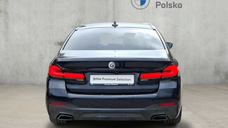 BMW Serii 5, 520