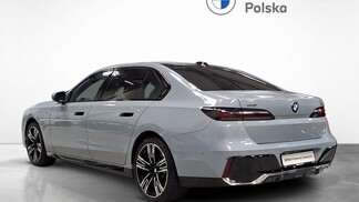 BMW Serii 7, 740