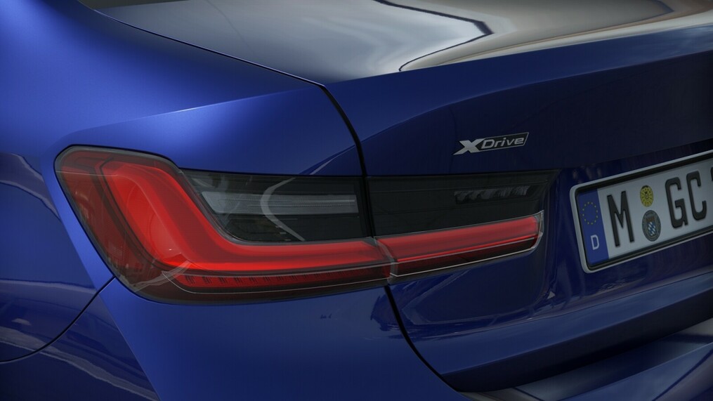 BMW Serii 3, 330