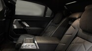 BMW Serii 7, 740