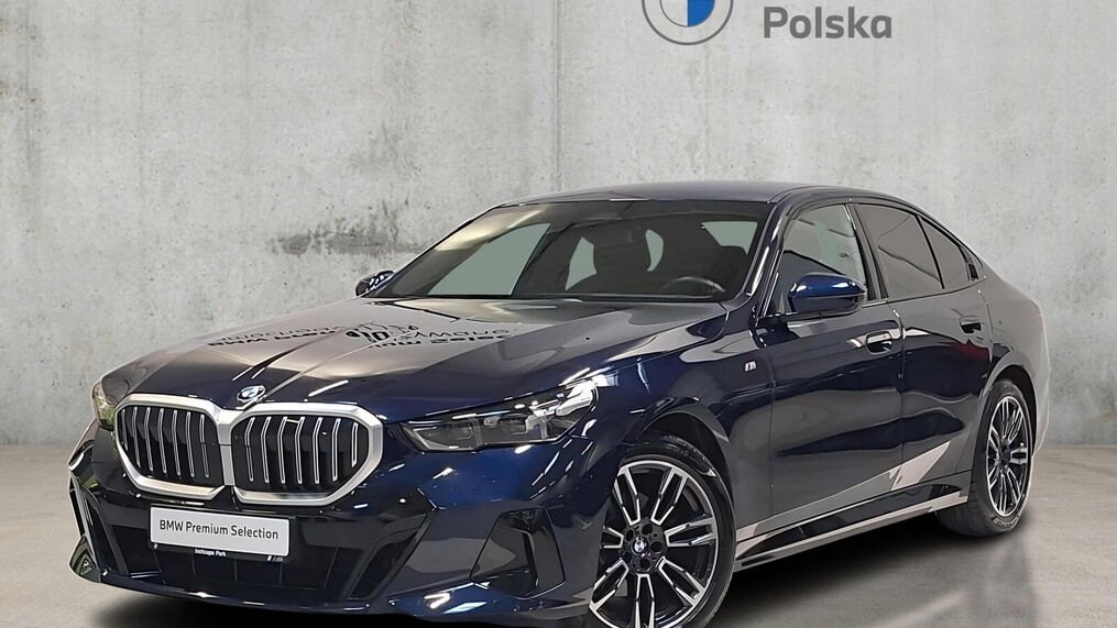 BMW Serii 5, 520