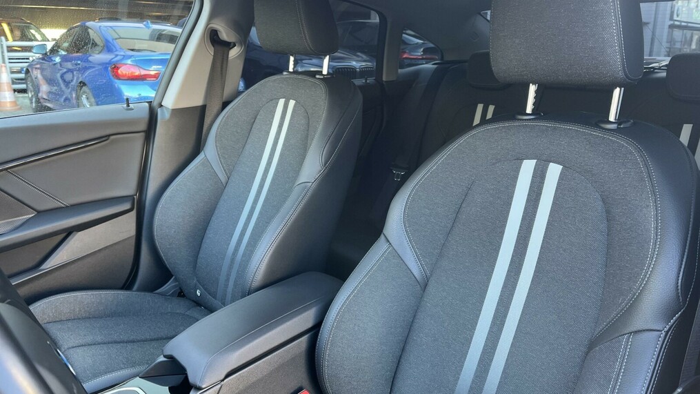 BMW Seria 2 218