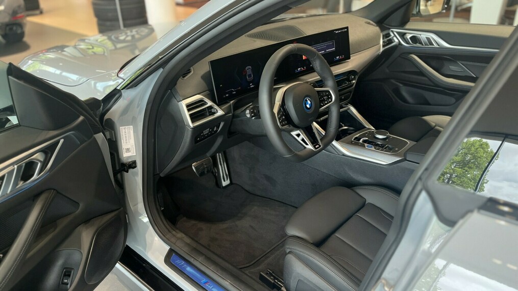 BMW Seria 4 i4