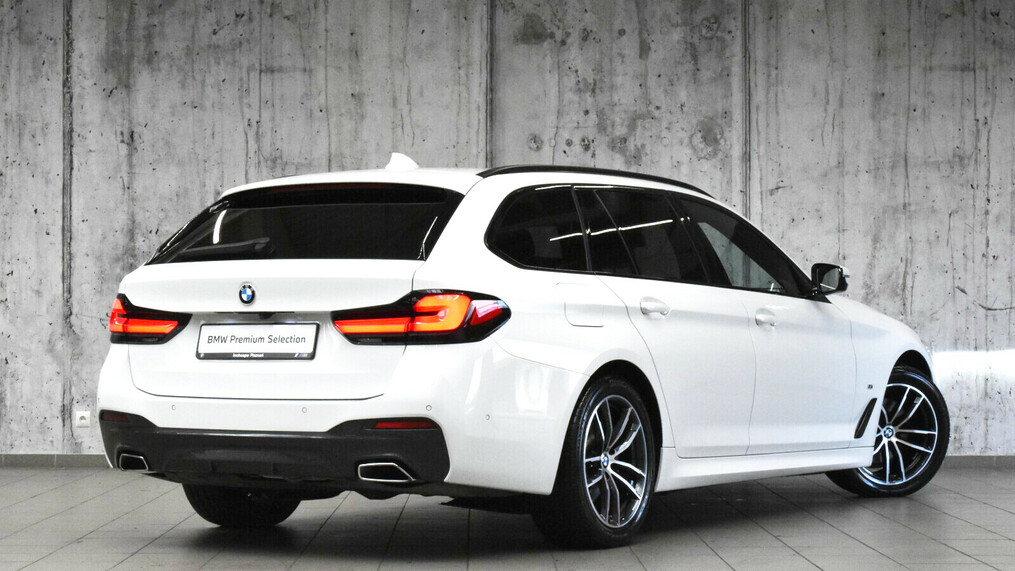 BMW Serii 5, 520