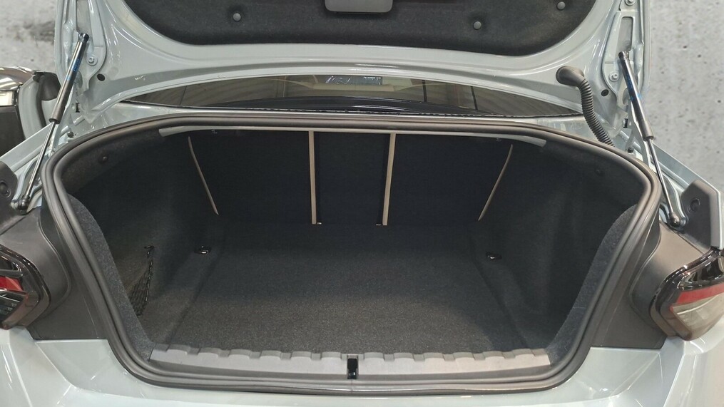 BMW Serii 2, 230