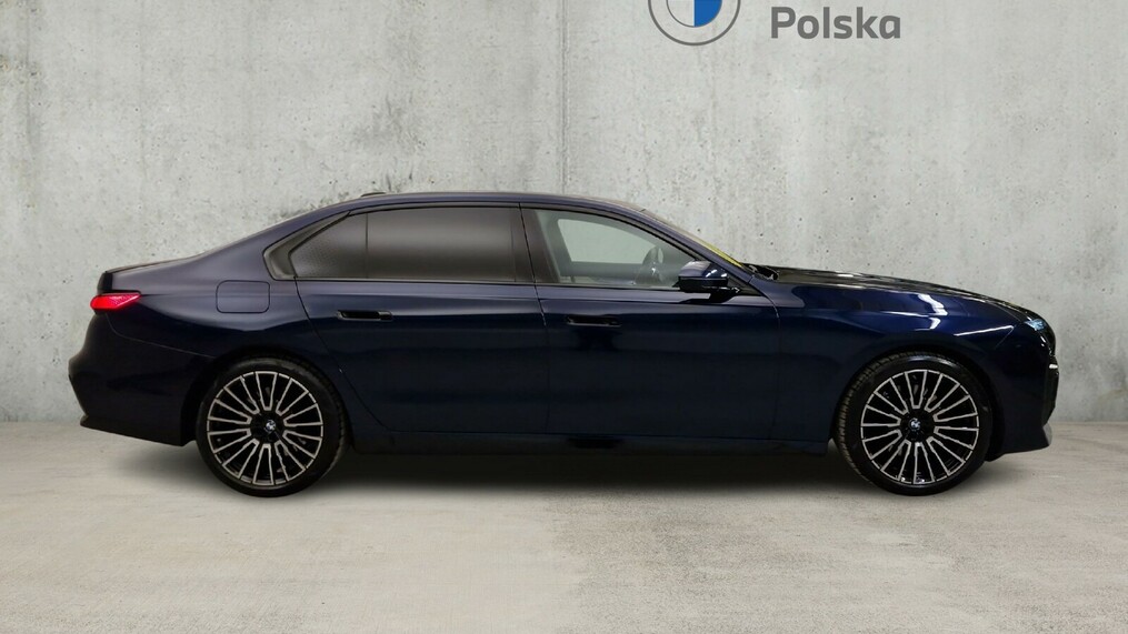 BMW Seria 7 740