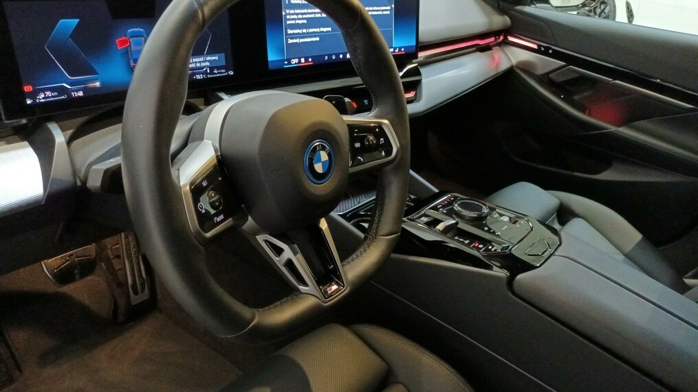 BMW Seria 5 530